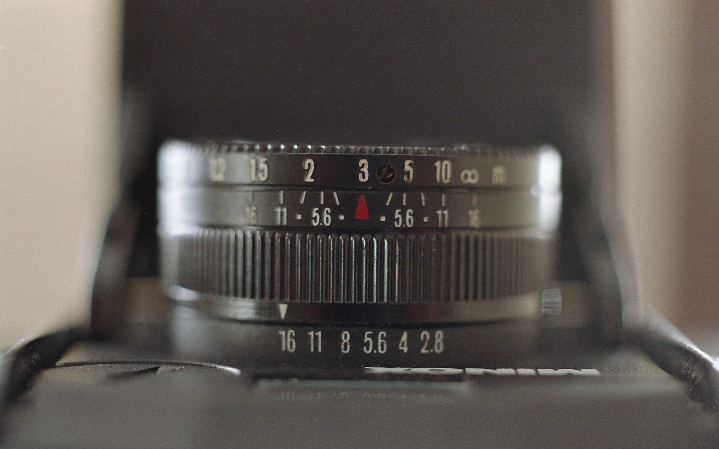 Minox 35 GL — Aperture Preview